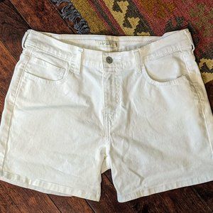 Levi's Shorts White 515 Long Mom Shorts